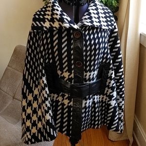 Houndstooth cape with genuine leather belt